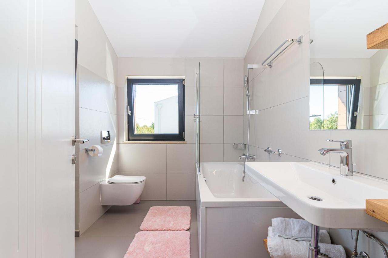 Villa Eleonora, Luxury Villa In Visnjan, Zuzici, Near Porec エクステリア 写真